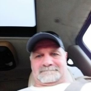 Meet your Posher, Victor